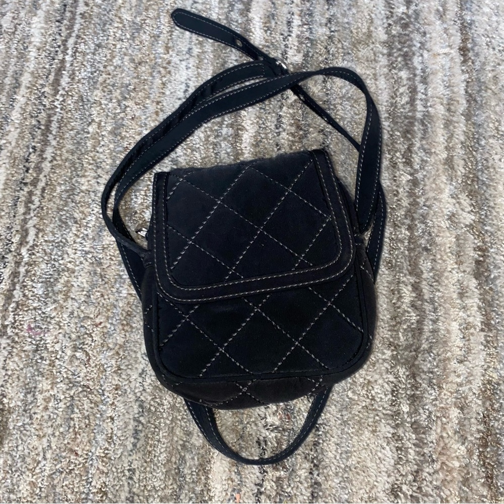 Vera Bradley Black Quilted Crossbody Bag (4)